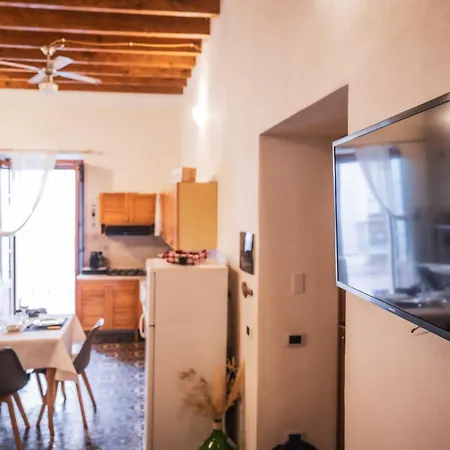 アパート A Ca Da Ruzina